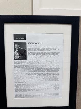 Jerome Bettis plaque